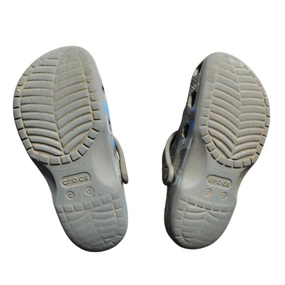 Crocs Youth Slip On Camo Clog Sandals Size C12 - Picture 5 of 6